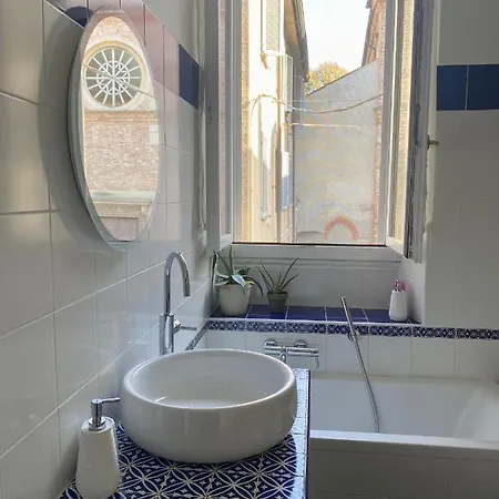 Apartment Wanderlust Splendido In Centro Pavia