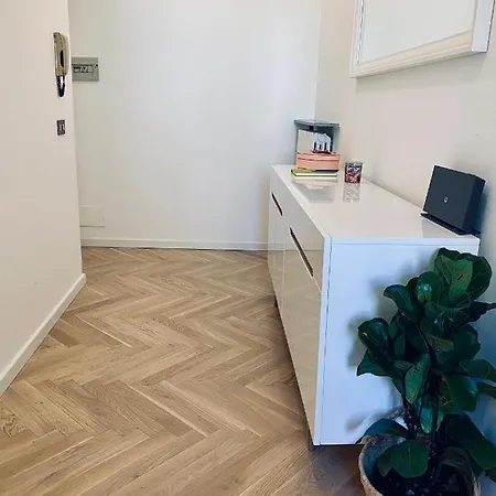 Wanderlust Splendido In Centro Apartment Pavia
